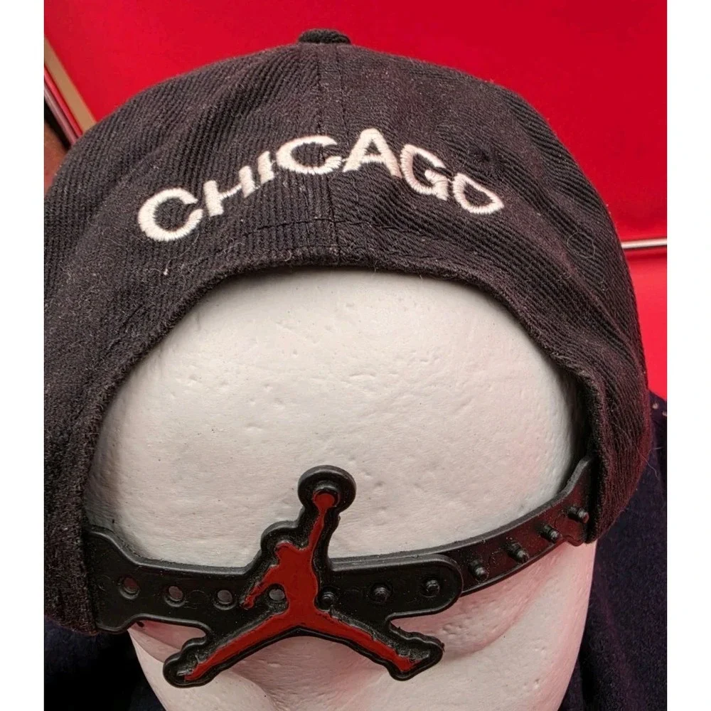 VINTAGE Nike Michael Jordan's The Restaurant Hat 90s Snapback Jumpman